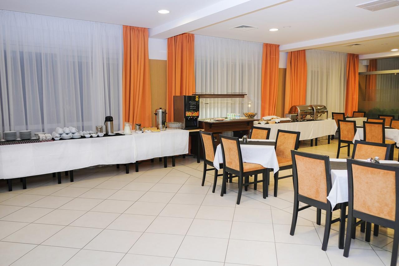 Harkanyi Psoriasis Centrum Extérieur photo